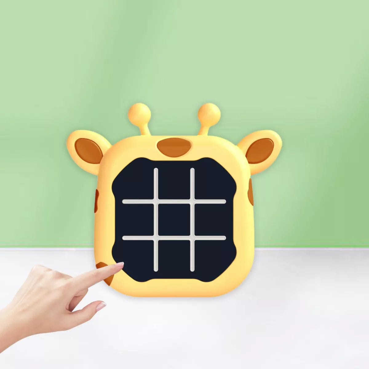 Giraffe Tic-Tac-Toe Digital Game